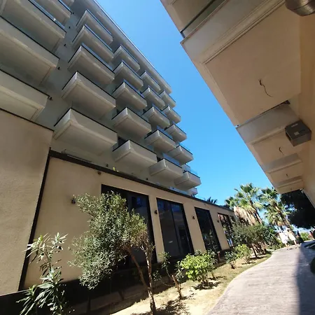 Apartament Flor De Mar Qerret Golem (Tirana)