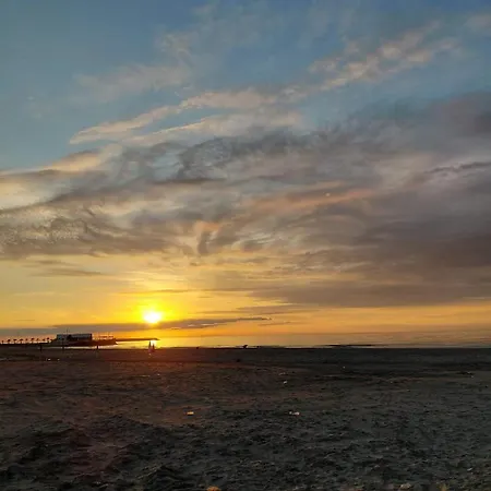 Flor De Mar Qerret 公寓 *