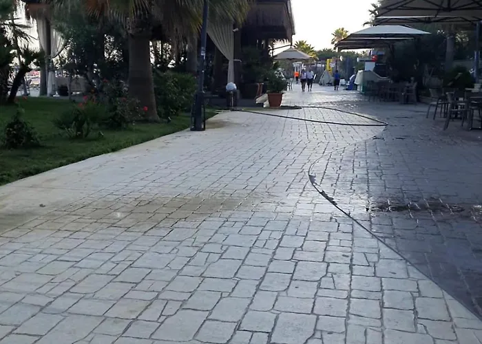 Flor De Mar Qerret Apartment Golem (Tirana)