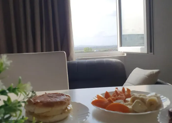 Flor De Mar Qerret * Golem (Tirana)